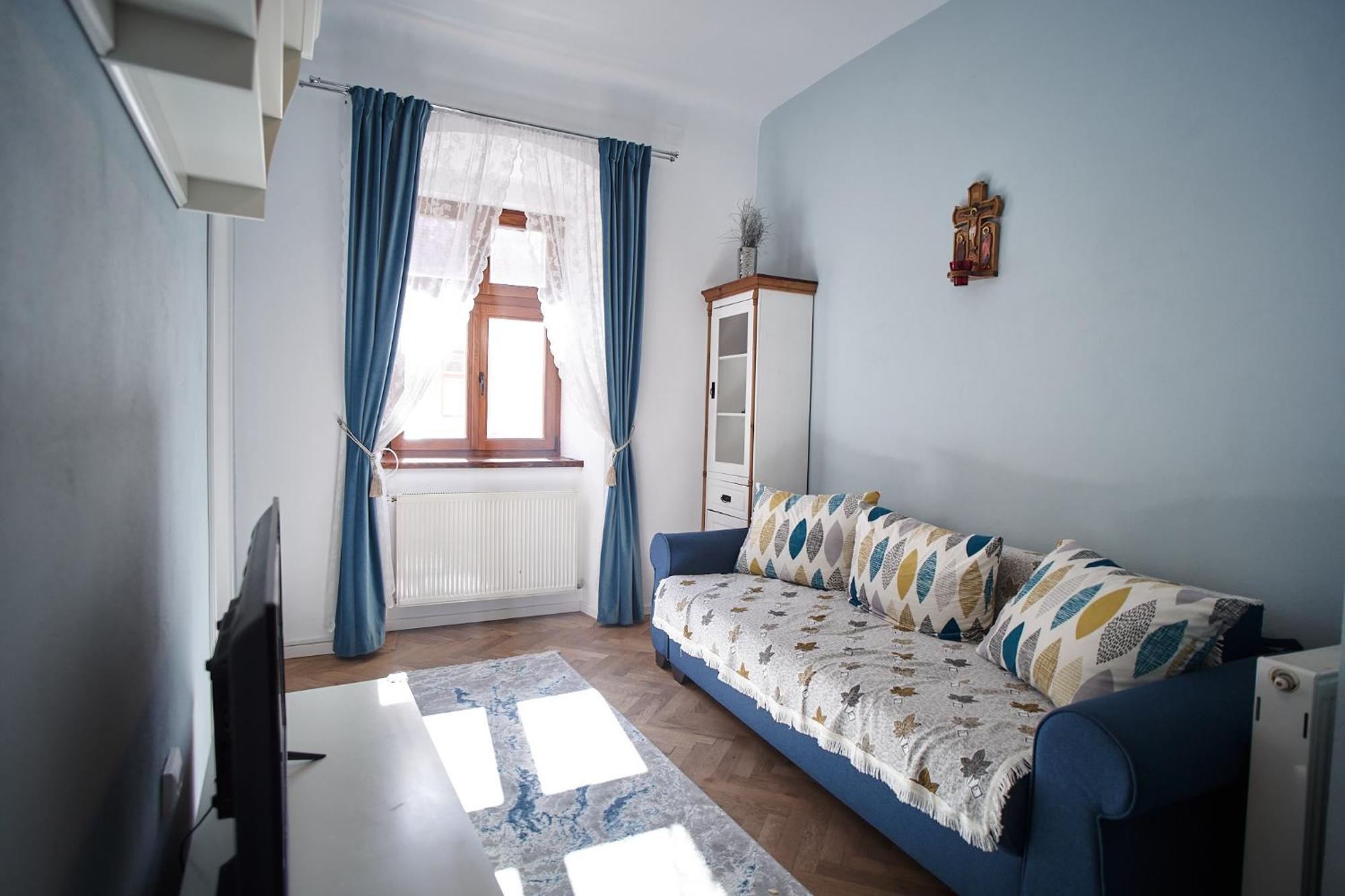 Crown Jewels Centre Sibiu Apartment ภายนอก รูปภาพ